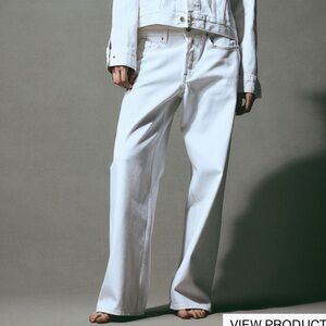 Baggy Wide Low Waisted Jeans